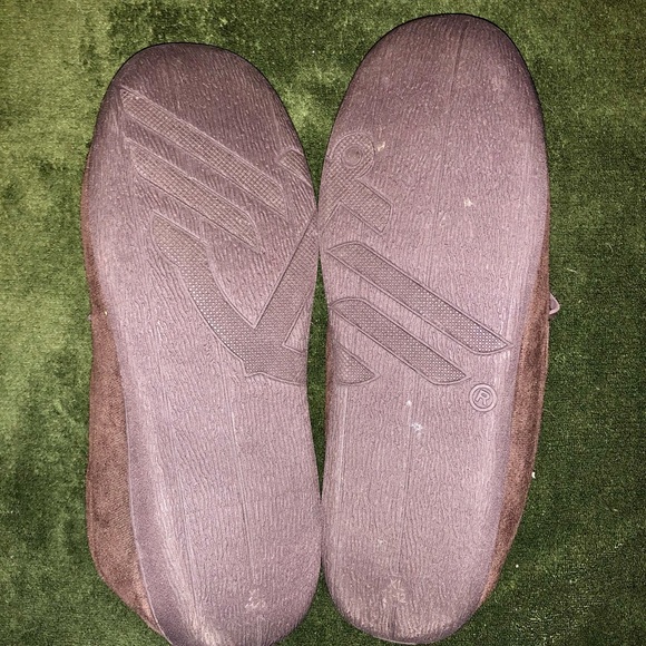 Dockers Slippers Mens Sz. 11-12 (XL) - Picture 4 of 5